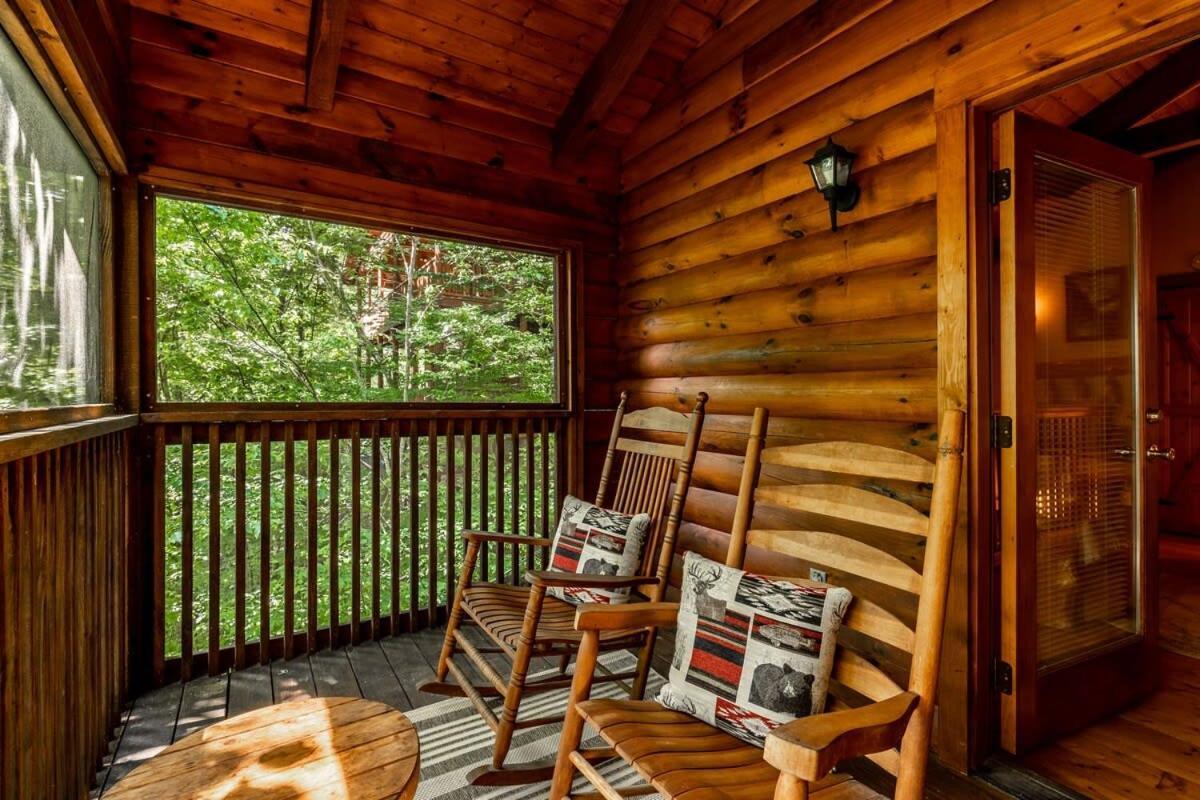 Quaint & Secluded Near Dollywood With Bbq&Hot Tub Villa Pigeon Forge Exterior photo
